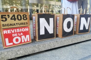 Gauche et syndicats ont récoltés 5408 signatures pour leur référendum contre l'extension des horaires d'ouverture des magasins